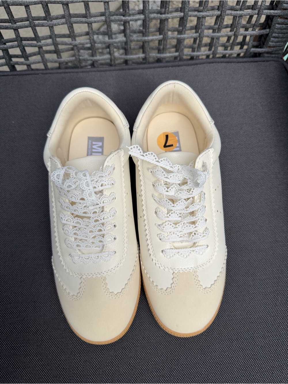 MIA Cream White Suede Leather Lace Scallop Gum Sole Sneakers - Picture 4 of 10